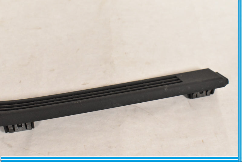 Load image into Gallery viewer, 07-14 Mercedes CL550 CL600 W216 Dashboard Dash Vent Grille Cover 2218270280 Oem