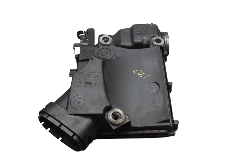 Load image into Gallery viewer, 11-16 BMW 535i GT xDrive Engine Air Intake Cleaner Filter Box Black OEM