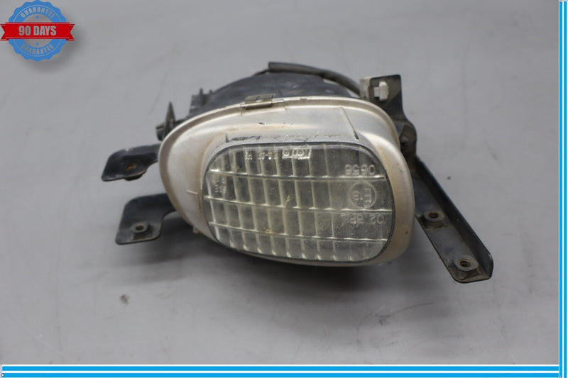Load image into Gallery viewer, 02-10 Lexus SC430 Front Left Driver Side Fog Light Lamp W/ Bracket Oem