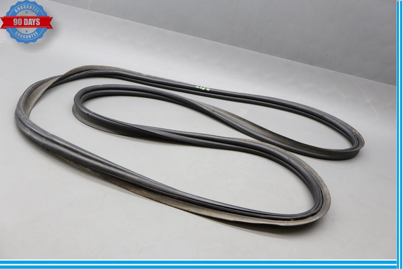 Load image into Gallery viewer, 13-16 Mercedes X166 GL550 Front Right Side Door Body Weatherstrip Seal Oem
