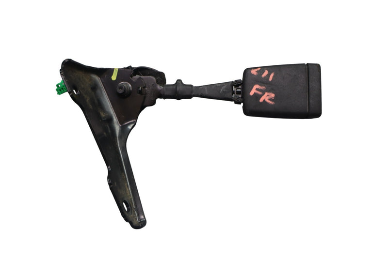 Load image into Gallery viewer, 17-25 Alfa Romeo Giulia 952 Front Right Side Seat Belt Seatbelt Buckle Oem
