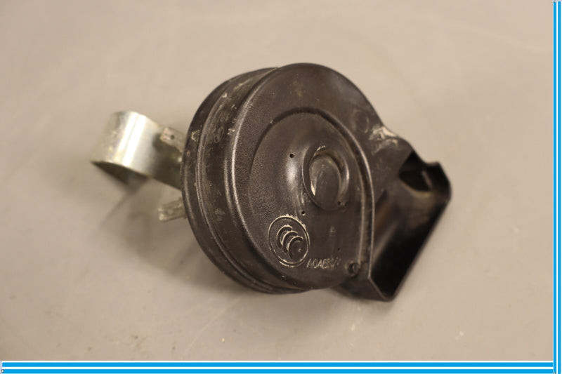 Load image into Gallery viewer, 08-18 Mercedes CLS550 E500 Right Side High Tone Note Signal Horn Oem
