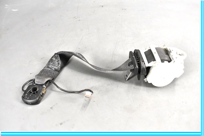 Load image into Gallery viewer, 09-15 Jaguar XF A2139 Rear Right Passenger Side Seat Belt Retractor Oem

