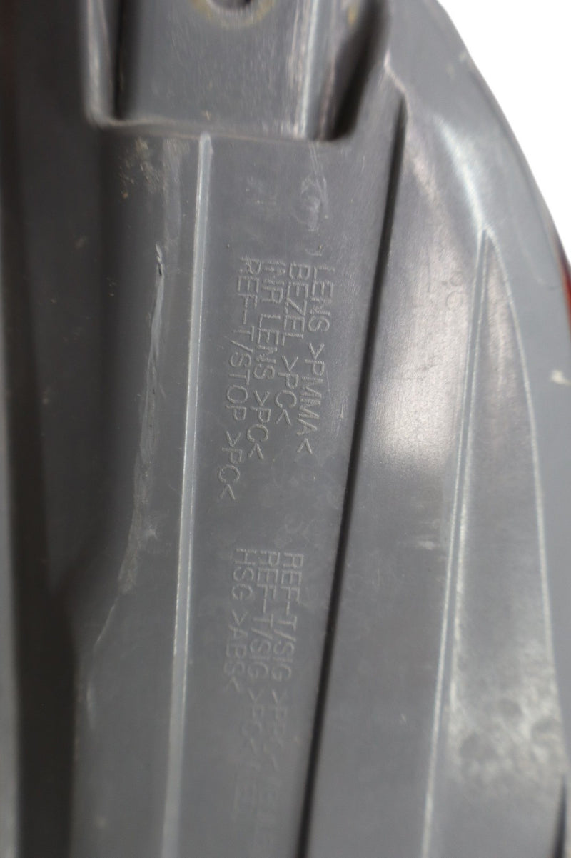 Load image into Gallery viewer, 15-17 Hyundai Genesis Rear Right Passenger Side Outer Tail Light 92402B1130 Oem

