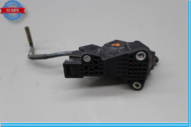 Load image into Gallery viewer, 07-12 Lexus XF40 LS460 Gas Acceleration Pedal Accelerator Sensor 78110-50010 Oem
