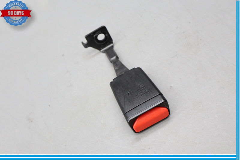 Load image into Gallery viewer, 14-20 Maserati Ghibli S Rear Left Driver Seat Belt Seatbelt Buckle Oem
