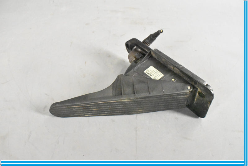 Load image into Gallery viewer, 04-13 Maserati Quattroporte M139 Gas Acceleration Foot Pedal 0280752285 Oem
