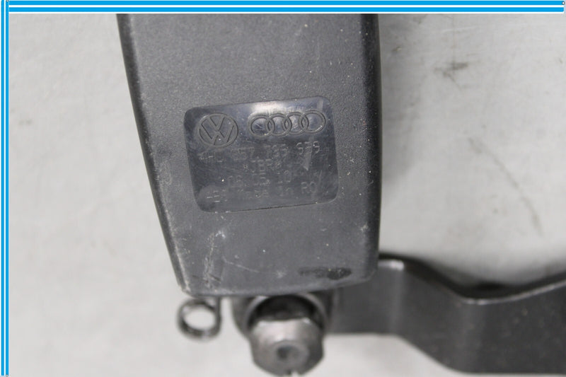Load image into Gallery viewer, 11-18 Audi A8 Quattro Rear Left Driver Side Seat Belt Seatbelt Buckle Oem
