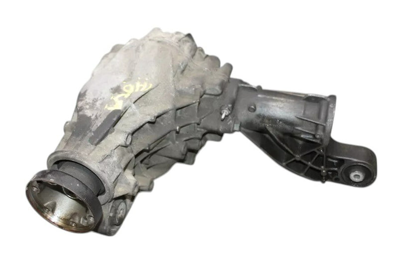 Load image into Gallery viewer, 06-13 Mercedes X164 GL450 ML550 Front Differential Carrier Axle Diff AWD Oem
