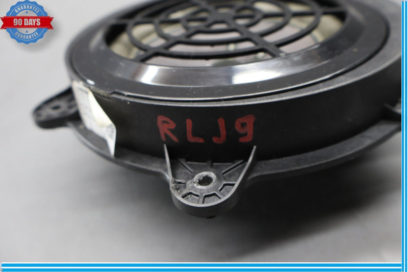 Load image into Gallery viewer, 10-24 Porsche Panamera 970 Rear Left Or Right Side Door Speaker Black Oem
