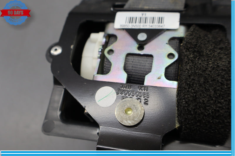 Load image into Gallery viewer, 11-13 Hyundai Equus SIG Rear Center Seat Belt Retractor w/ Latch End Buckle Oem
