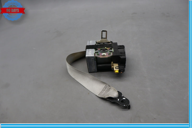 Load image into Gallery viewer, 03-06 Mercedes R230 SL500 Right Passenger Side Seat Belt Retractor Oem
