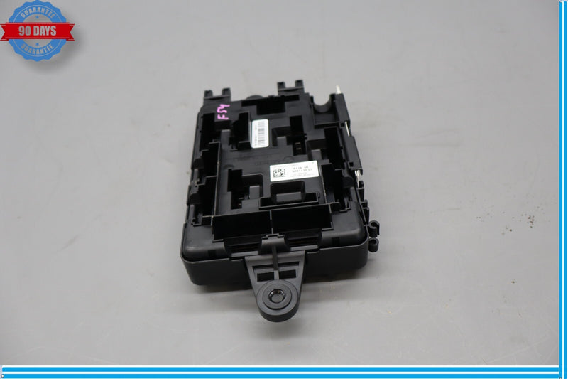 Load image into Gallery viewer, 12-14 BMW F30 328i 320i F30 F31 F32 328 335 428 Fuse Box Relay 9228158-02 Oem
