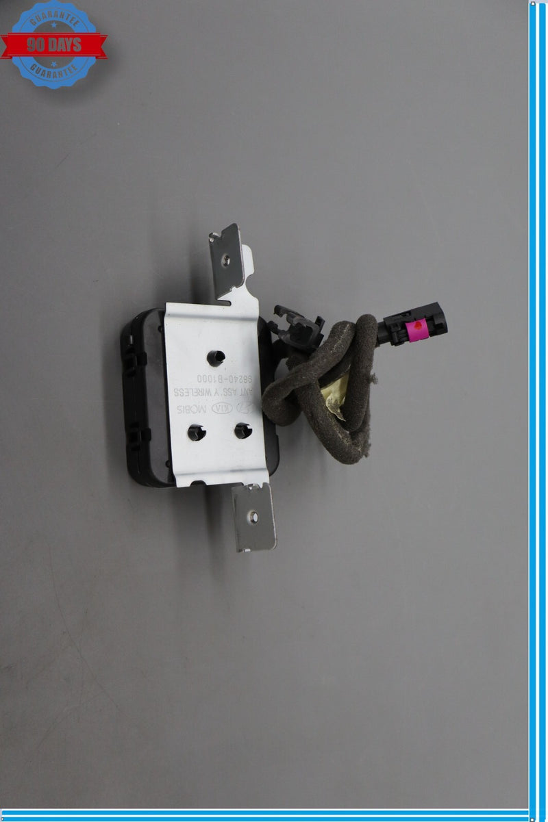 Load image into Gallery viewer, 15-20 Hyundai Genesis Center Dash Navigation GPS Antenna Receiver Module Oem
