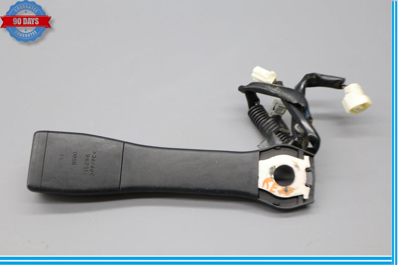 Load image into Gallery viewer, 07-12 Lexus LS460 LS460L Front Right Passenger Side Seat Belt Buckle Black Oem

