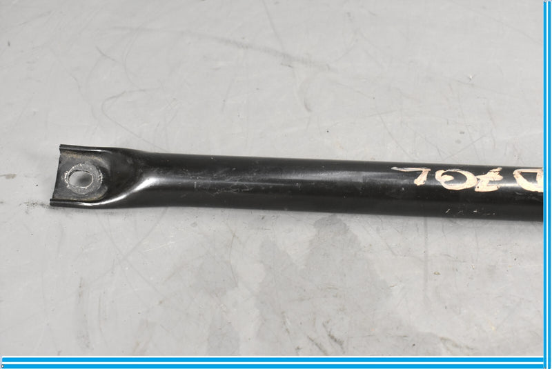 Load image into Gallery viewer, 09-15 BMW 750I 750LI F01 F02 Front Bumper Lower Reinforcement Bracket Oem
