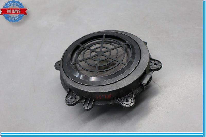 Load image into Gallery viewer, 11-18 Porsche Cayenne 958 Rear Left Or Right Side Door Sound Speaker Black Oem
