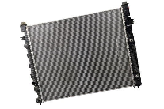 18-24 Buick Enclave Front Engine Radiator Coolant Cooling Assembly 86801856 OEM