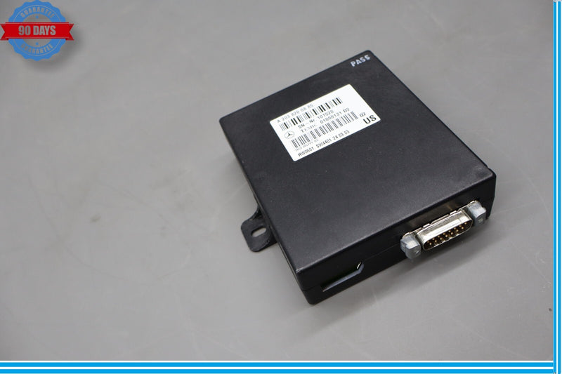 Load image into Gallery viewer, 03-06 Mercedes R230 SL500 S430 Communication Voice Control Module 2038200885 Oem

