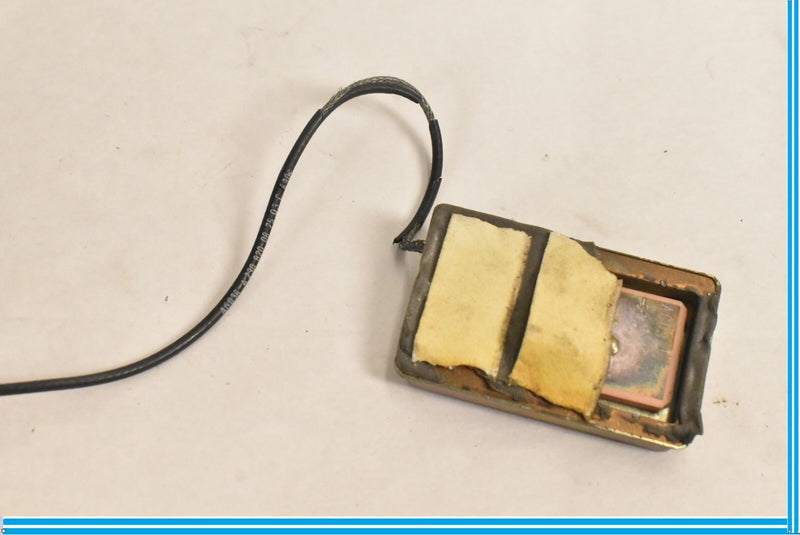 Load image into Gallery viewer, 03-06 Mercedes R230 SL500 SL55 AMG SL600 Keyless Go Entry Antenna OEM
