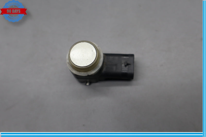 Load image into Gallery viewer, 10-16 Land Rover Range Rover Front Bumper PDC Park Distance Assist Sensor Oem
