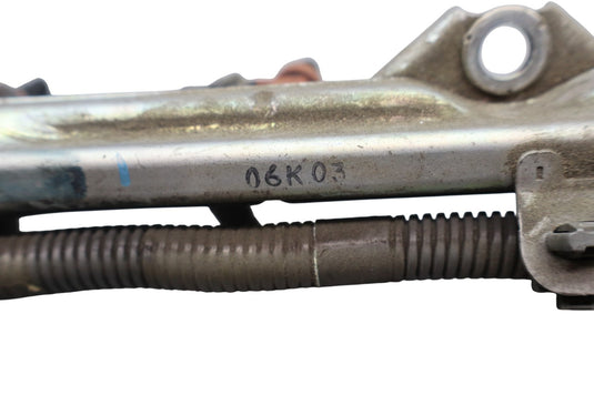 07-17 Lexus USF40 LS460 Right Passenger Side Outer Fuel Injection Rail Oem