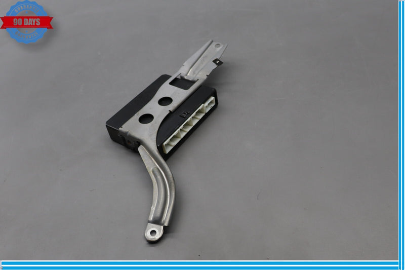 Load image into Gallery viewer, 07-09 Lexus LS460 Front Left Driver Side Door Multiplex Control Module Oem

