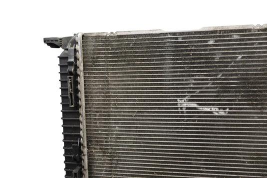 10-17 Audi A4 A5 Q5 2.0L Front Engine Cooling Radiator Assembly 8K0121251T Oem