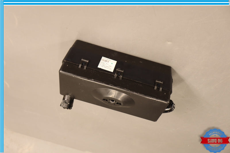 Load image into Gallery viewer, 14-20 Maserati Ghibli Engine Fuse Box Relay Block 670036281 Oem
