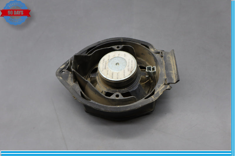 Load image into Gallery viewer, 06-10 Pontiac Solstice GXP Front Left Or Right Side Door Audio Radio Speaker Oem

