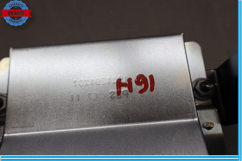 Load image into Gallery viewer, 10-12 Jaguar XJL X351 Air Suspension Damping Control Module AW9318B008AJ Oem
