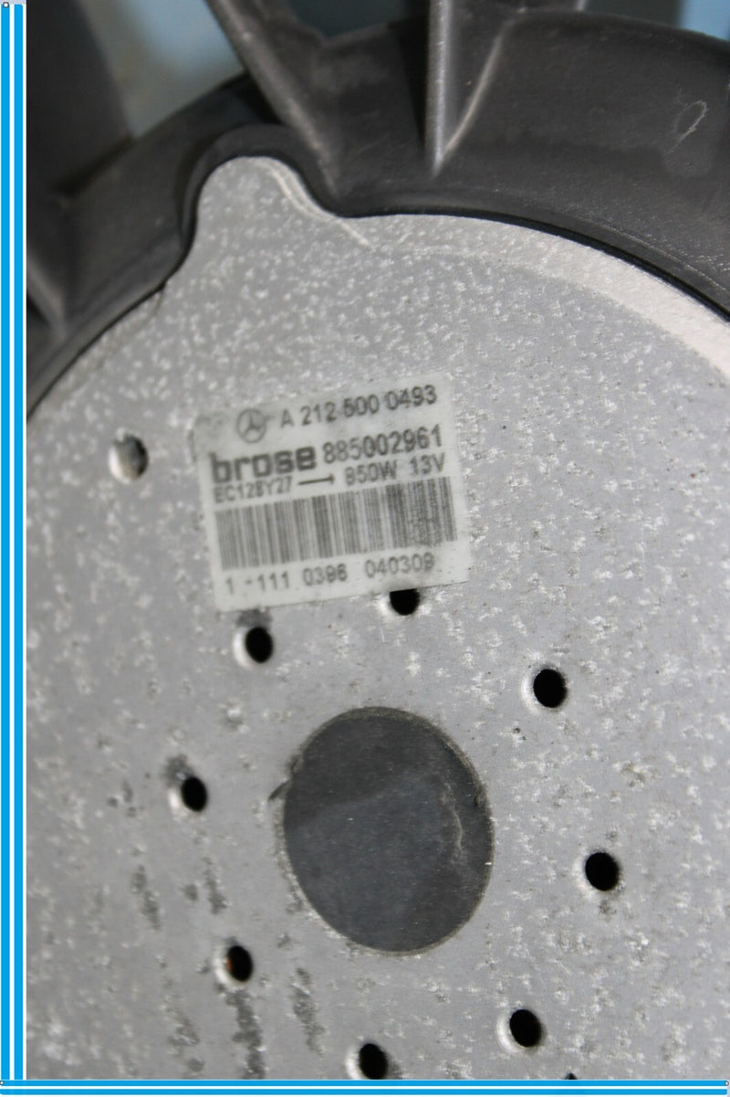 Load image into Gallery viewer, 06-12 Mercedes W164 GL550 Engine Radiator Cooling Fan Motor Shroud Assembly Oem
