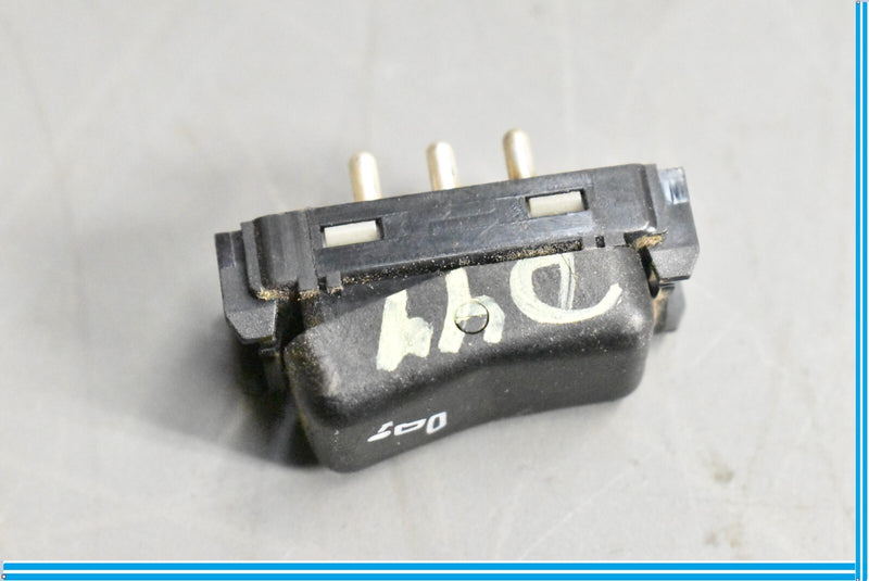 Load image into Gallery viewer, 86-95 Mercedes E320 300CE 300E W124 Rear Seat Folding Power Switch Button Oem
