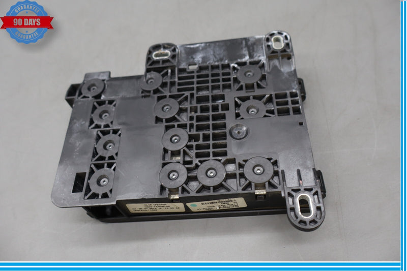 Load image into Gallery viewer, 09-15 Jaguar XF XFR Battery Terminal Clip Checker Fuse Junction Box Oem
