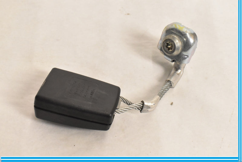 Load image into Gallery viewer, 11-16 BMW 528i 535i 550i F10 Rear Left Driver Seat Belt Buckle Black 9172380 Oem

