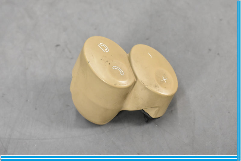 Load image into Gallery viewer, 03-11 Mercedes CLS550 E550 W219 Steering Wheel Control Button Oem
