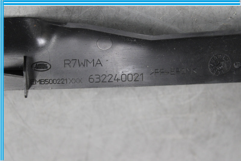 Load image into Gallery viewer, 10-11 Land Rover Range Rover Sport Front Right Side Sill Cover Trim Oem
