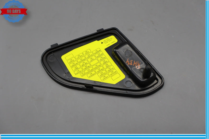 Load image into Gallery viewer, 11-13 Hyundai Equus Right Passenger Side Fuse Box Fusebox Cover Trim Oem

