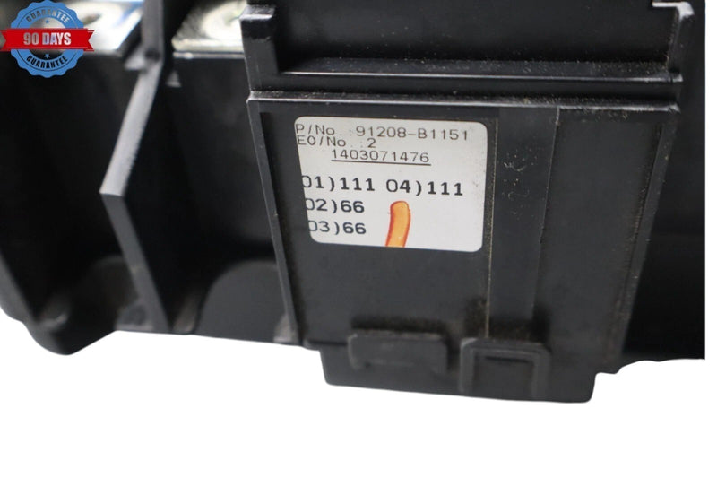 Load image into Gallery viewer, 2015 Hyundai Genesis Fuse Box Relay Control Module Unit 1898009001 OEM
