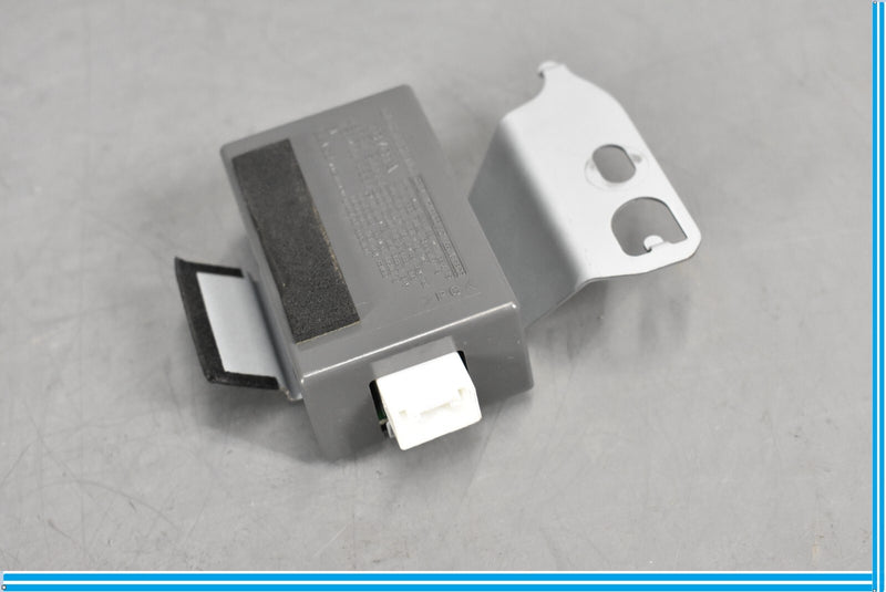 Load image into Gallery viewer, 07-10 Lexus LS460 TPMS Tire Pressure Monitor Receiver Module Unit Oem
