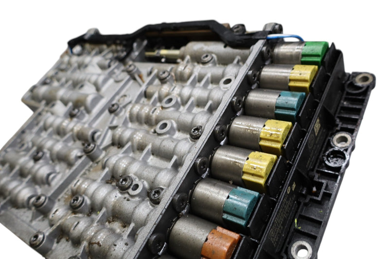 Load image into Gallery viewer, 10-15 Jaguar XJ XKR Automatic Transmission Valve Body Mechatronic 0260550043 Oem
