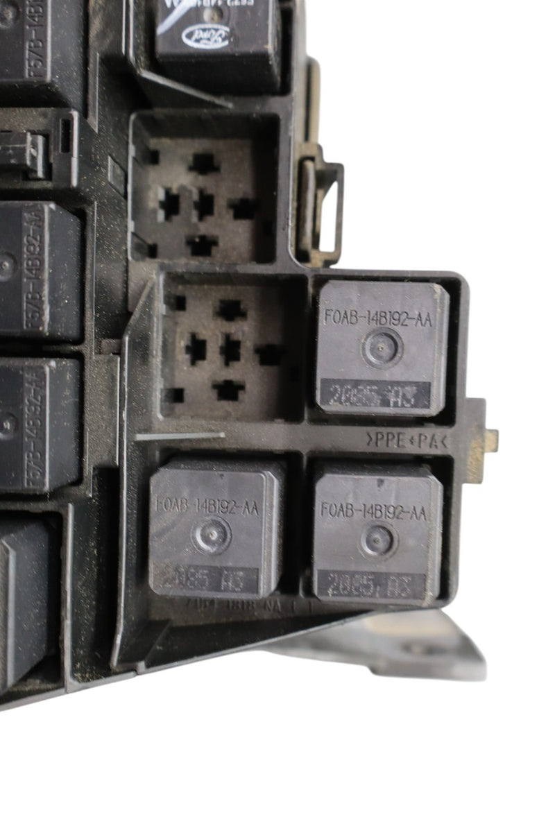Load image into Gallery viewer, 02-05 Ford Thunderbird Front Engine Bay Fuse Relay Box Module Black Oem
