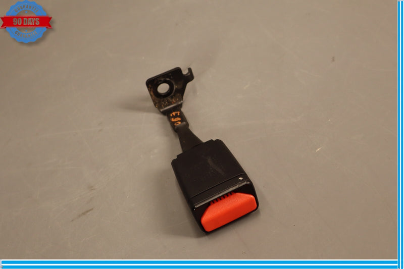 Load image into Gallery viewer, 14-20 Maserati Ghibli S Front Left/Right Side Seatbelt Seat Belt Buckle  Oem

