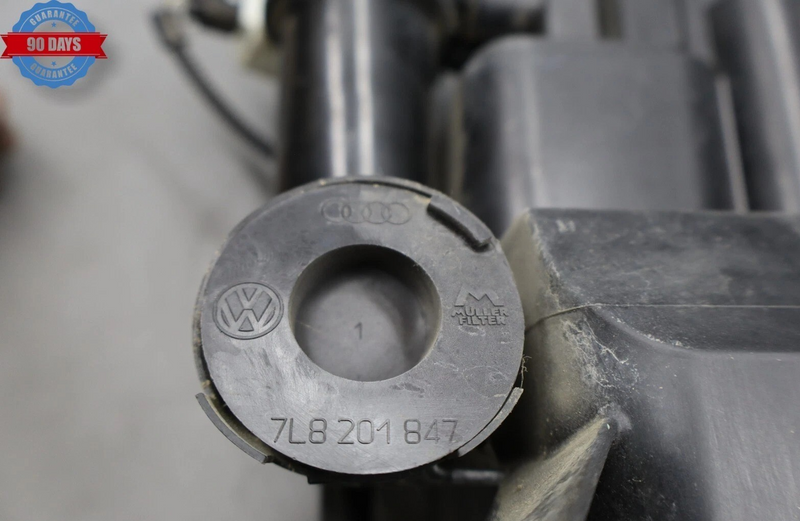 Load image into Gallery viewer, 11-14 Volkswagen VW Touareg Fuel Evap Vapor Evaporator Charcoal Canister Oem
