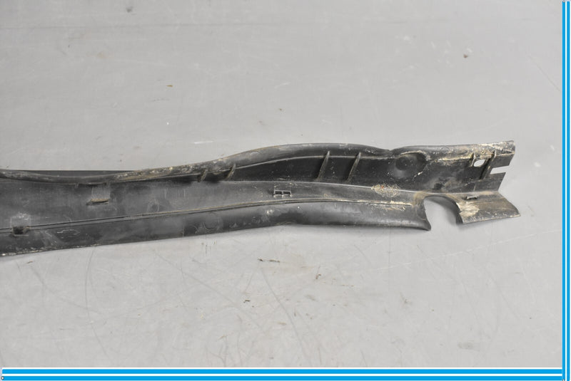 Load image into Gallery viewer, 12-18 BMW 320i 328i F30 Front Left Driver Fender Hood Sealing Cover Panel Oem
