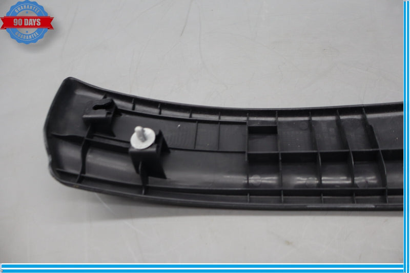 Load image into Gallery viewer, 09-14 Hyundai Genesis Passenger Front Right Seat Cover Trim Panel 882913M000 Oem
