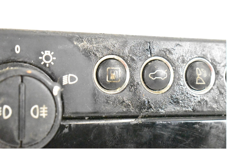 Load image into Gallery viewer, 04-08 Maserati Quattroporte Trunk Headlight Fuel Door Control Switch 94079092
