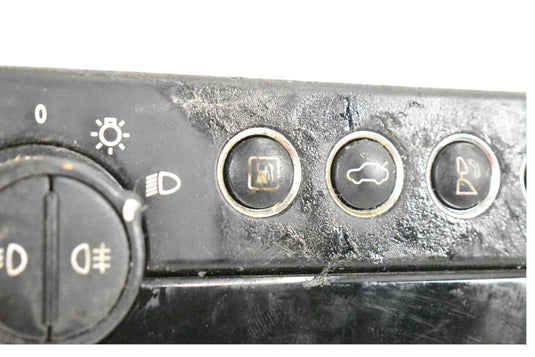 04-08 Maserati Quattroporte Trunk Headlight Fuel Door Control Switch 94079092