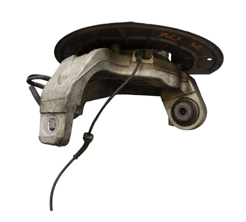 Load image into Gallery viewer, 17-23 Alfa Romeo Giulia 952 Rear Right Side Wheel Spindle Knuckle &amp; Hub Oem
