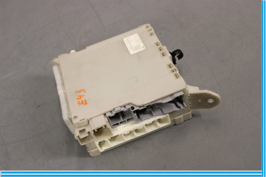 07-09 Lexus LS460 Rear Trunk Fuse Relay Junction Box Module 8267050120 Oem